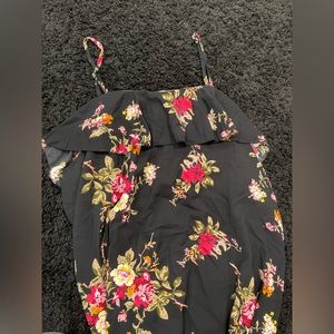 Women’s flowery top